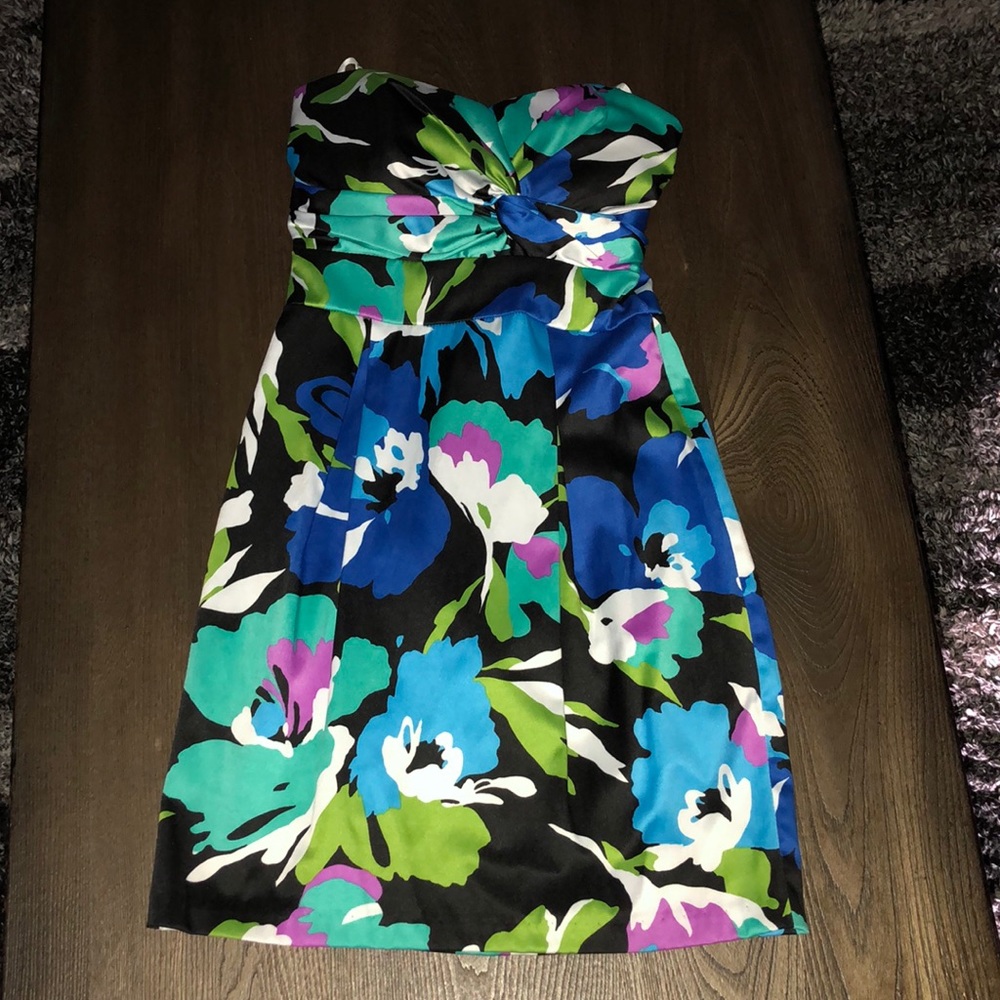 Strapless dress